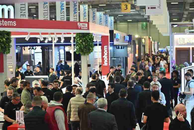 TurkeyBuild Yapı Fuarı’nda sergilenen modern yalıtım ve yapı teknolojileri sektör profesyonellerinin yoğun ilgisini gördü.